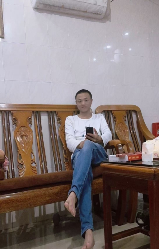 知年的第三张照片--武汉相亲服务中心