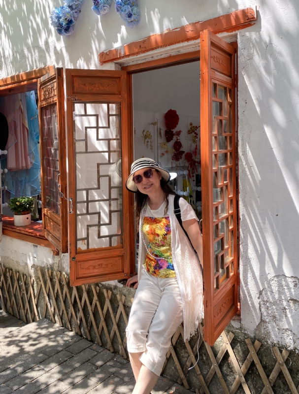 stella的第三张照片--武汉相亲服务中心