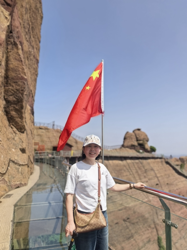 久久的第二张照片--武汉相亲服务中心