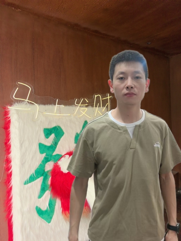 寻光的第一张照片--武汉相亲服务中心